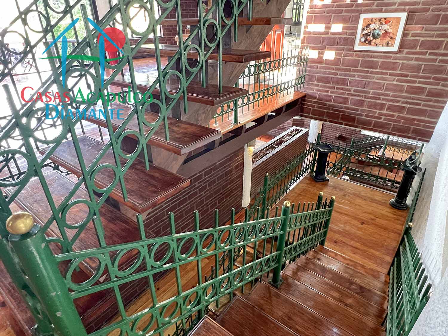 Villa Leonor - Pasillos y escaleras 1
